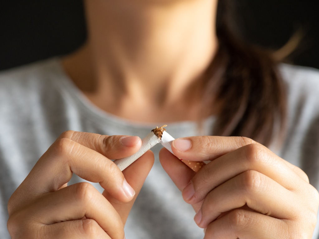 Smoking doubles the risk of premature heart disease